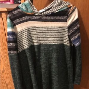 Lulamon sweater